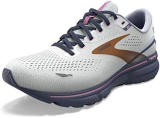 Walk on Clouds: Our Review of Brooks Women’s Ghost 15 Running Shoe